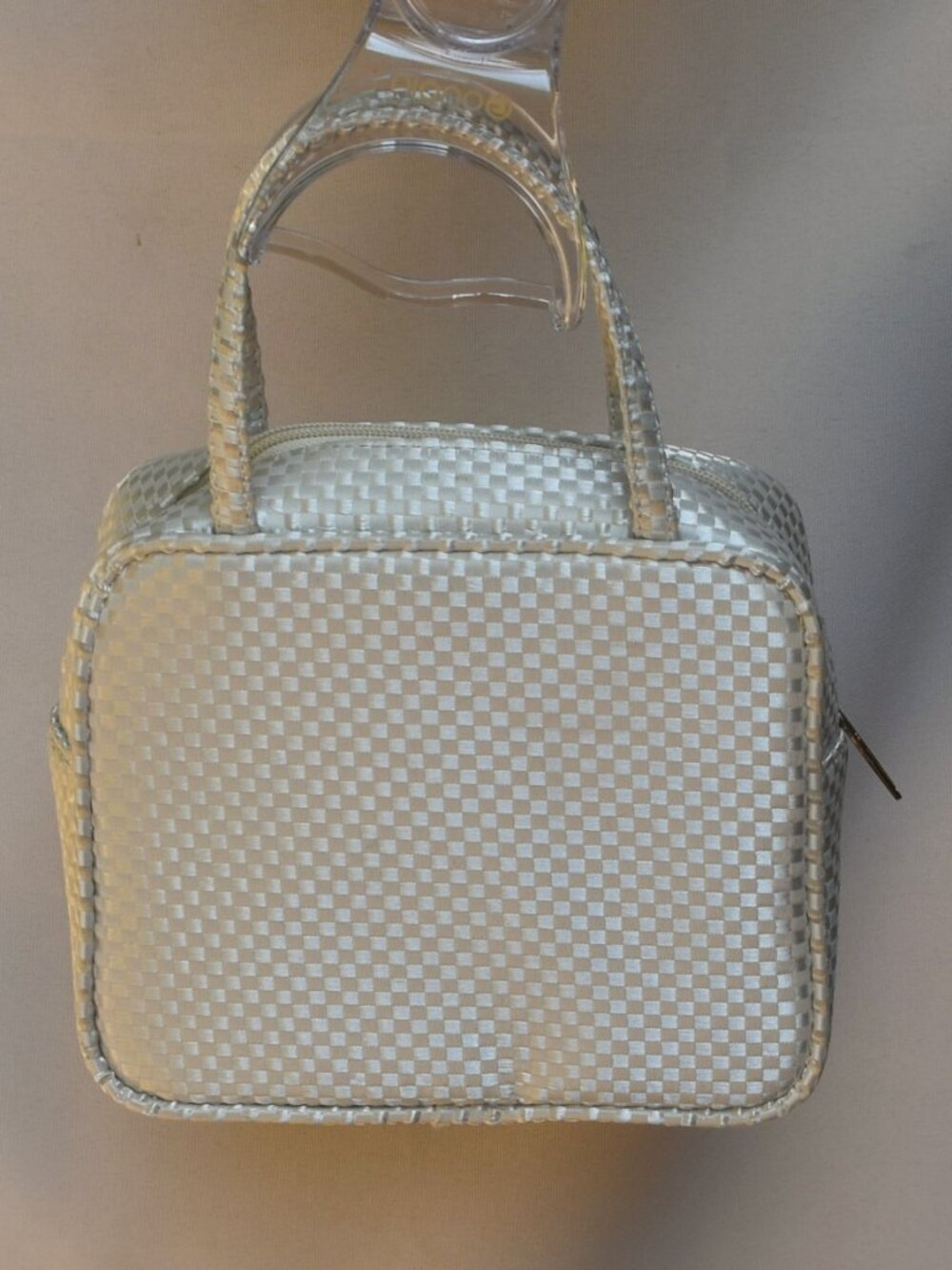 M.D. Forte Vintage Shimmer Woven Cosmetic Vanity Train Case - Picture 5 of 10